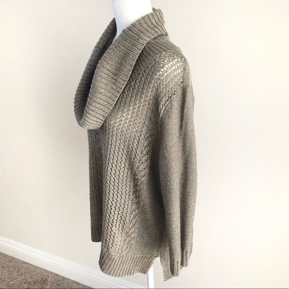 NWT NEW YORK & COMPANY Turtleneck sweater cable knit - Picture 4 of 8